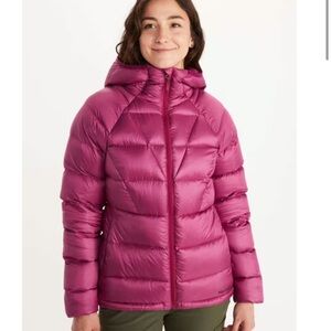Marmot Women's Hype Magenta Puffer Hoodie Jacket